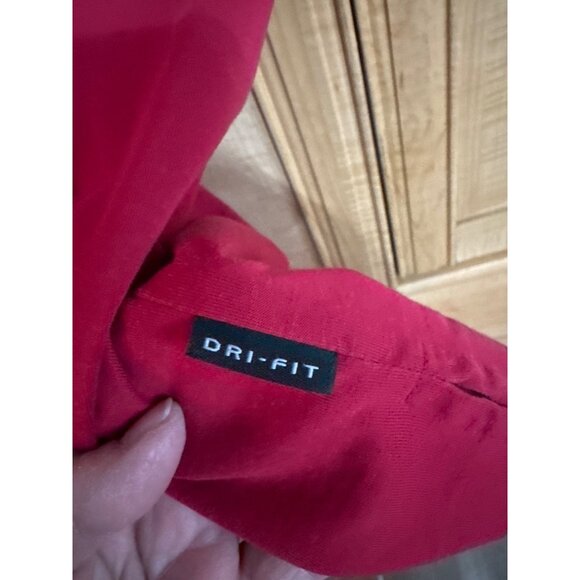 Nike Golf Red Dri-Fit Polo Shirt Mens M Comfortable & Stylish 23W x 30L - Picture 3 of 5